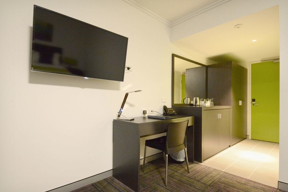 Mackay Oceanside Central Hotel Official Номер фото