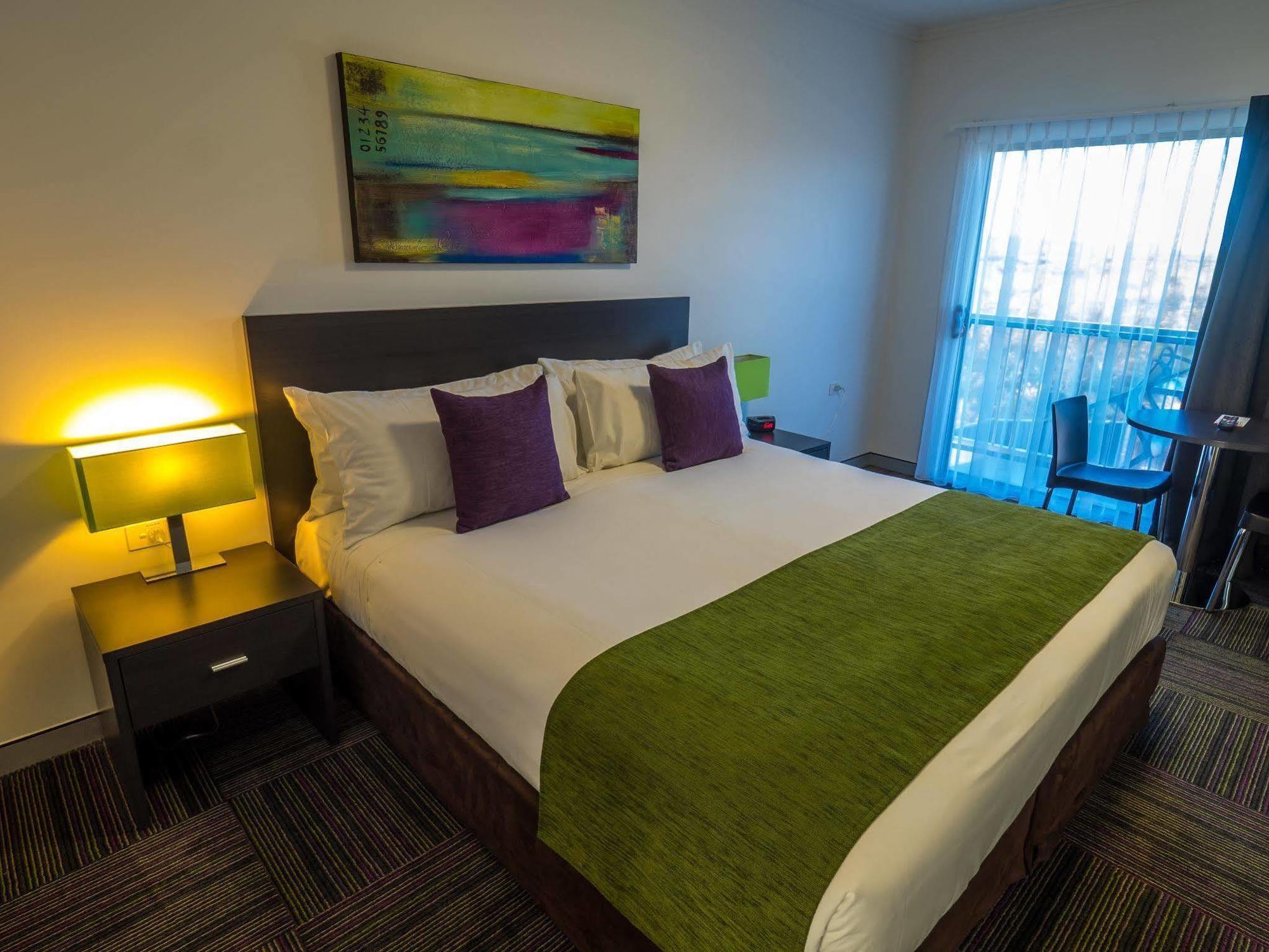 Mackay Oceanside Central Hotel Official Экстерьер фото