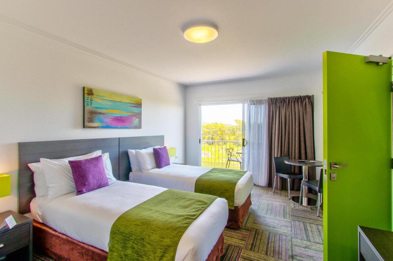 Mackay Oceanside Central Hotel Official Экстерьер фото