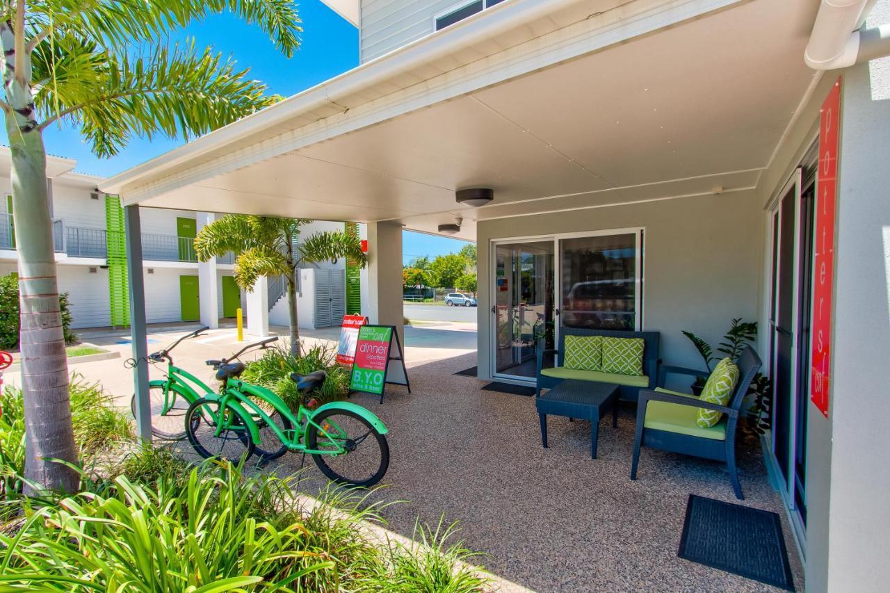 Mackay Oceanside Central Hotel Official Экстерьер фото